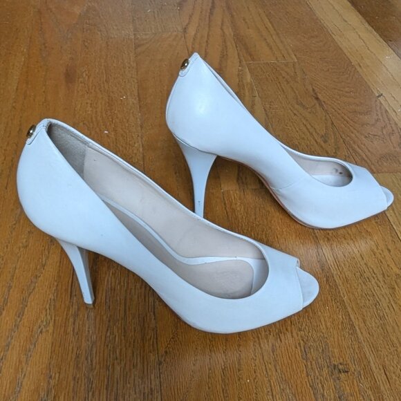 Cosmoparis Peep Toe Bridal Off White Ivory Leather Heels Size 9.5 - Picture 3 of 16